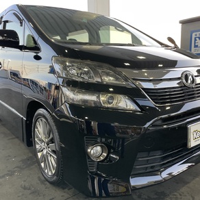 トヨタ・ヴェルファイア