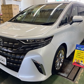 トヨタ・アルファード