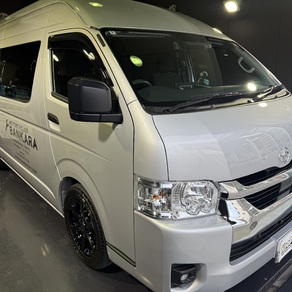 トヨタ・ハイエース (ハイルーフ・スーパーロング)