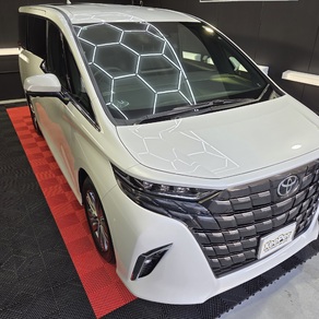 トヨタ・アルファード