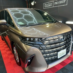 トヨタ・アルファード