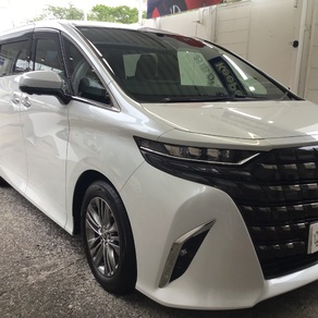 トヨタ・アルファード