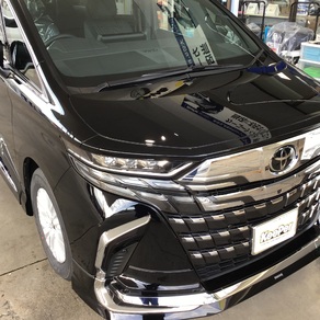 トヨタ・アルファード