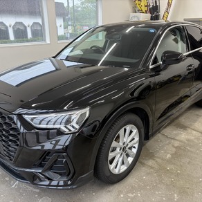 アウディ・Q3