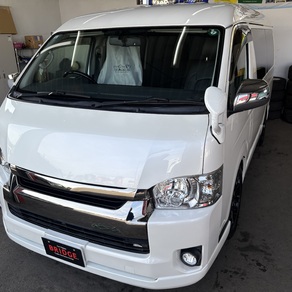 トヨタ・ハイエース(ワイド・ミドルルーフ)