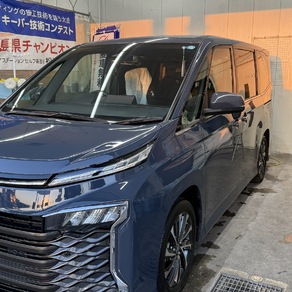 トヨタ・ヴォクシー