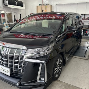 トヨタ・アルファード