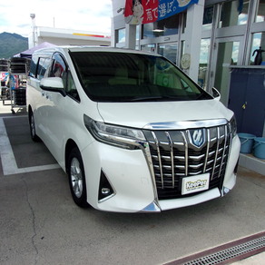 トヨタ・アルファード