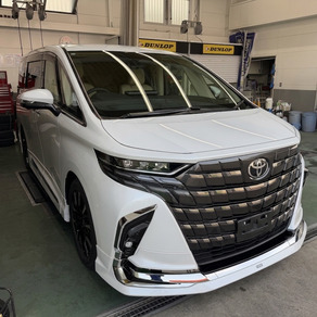 トヨタ・アルファード