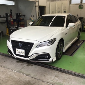 トヨタ・クラウン