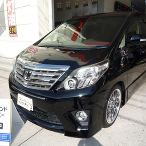 トヨタ・アルファード