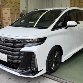 トヨタ・ヴェルファイア