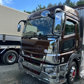 三菱・三菱トラック