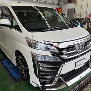 トヨタ・ヴェルファイア