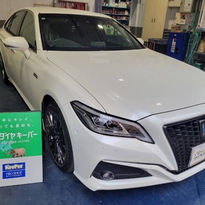 トヨタ・クラウン