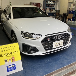 アウディ・S4