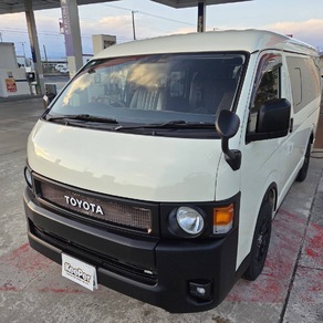 トヨタ・ハイエース(ワイド・ミドルルーフ)