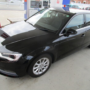アウディ・A4