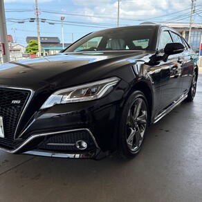 トヨタ・クラウン