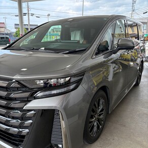 トヨタ・アルファード
