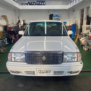 トヨタ・クラウン