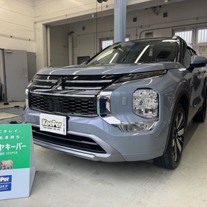 三菱・アウトランダー