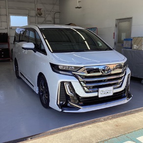 トヨタ・ヴェルファイア