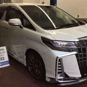 トヨタ・アルファード