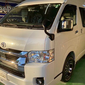 トヨタ・ハイエース (ハイルーフ・スーパーロング)