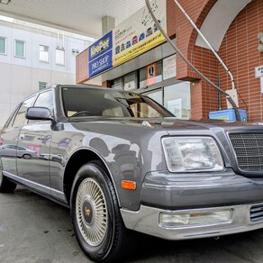 トヨタ・センチュリー
