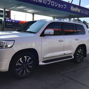 トヨタ・ランドクルーザー300