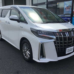 トヨタ・アルファード