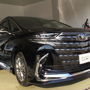 トヨタ・アルファード