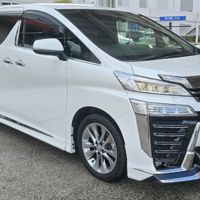 トヨタ・ヴェルファイア