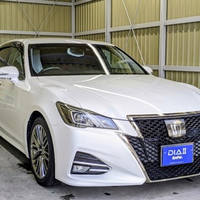 トヨタ・クラウン