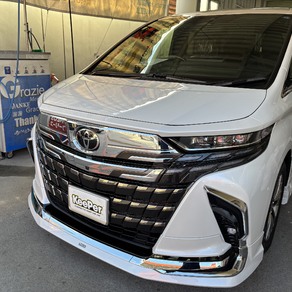 トヨタ・アルファード