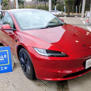 その他・テスラ・モデル３