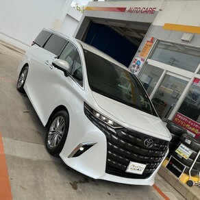 トヨタ・アルファード
