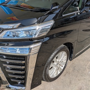 トヨタ・アルファード