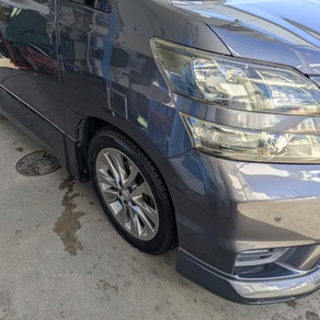 トヨタ・アルファード