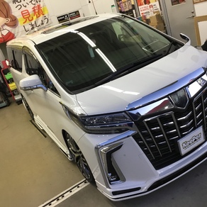 トヨタ・アルファード