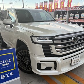 トヨタ・ランドクルーザー300