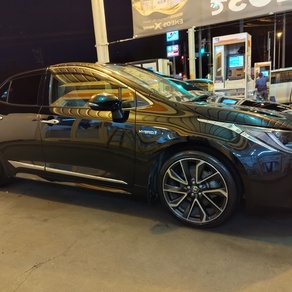 トヨタ・カローラスポーツ