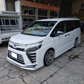 トヨタ・ヴォクシー