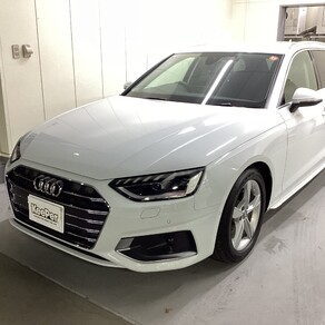 アウディ・A4