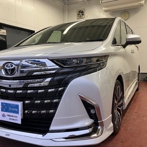 トヨタ・アルファード