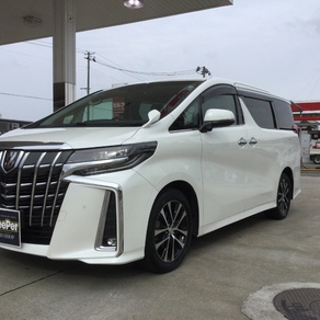 トヨタ・アルファード