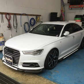 アウディ・A6