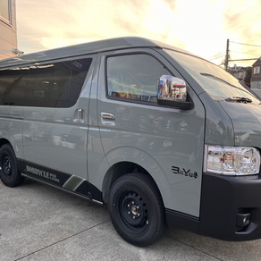 トヨタ・ハイエース(ワイド・ミドルルーフ)