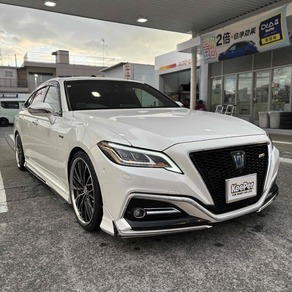 トヨタ・クラウン